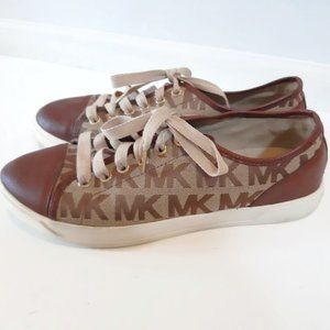 MICHAEL KORS CANVAS SNEAKERS SIZE 9M
